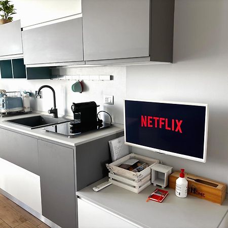 Vinhome Bilocale Con Garage Privato Alba Centro Екстер'єр фото