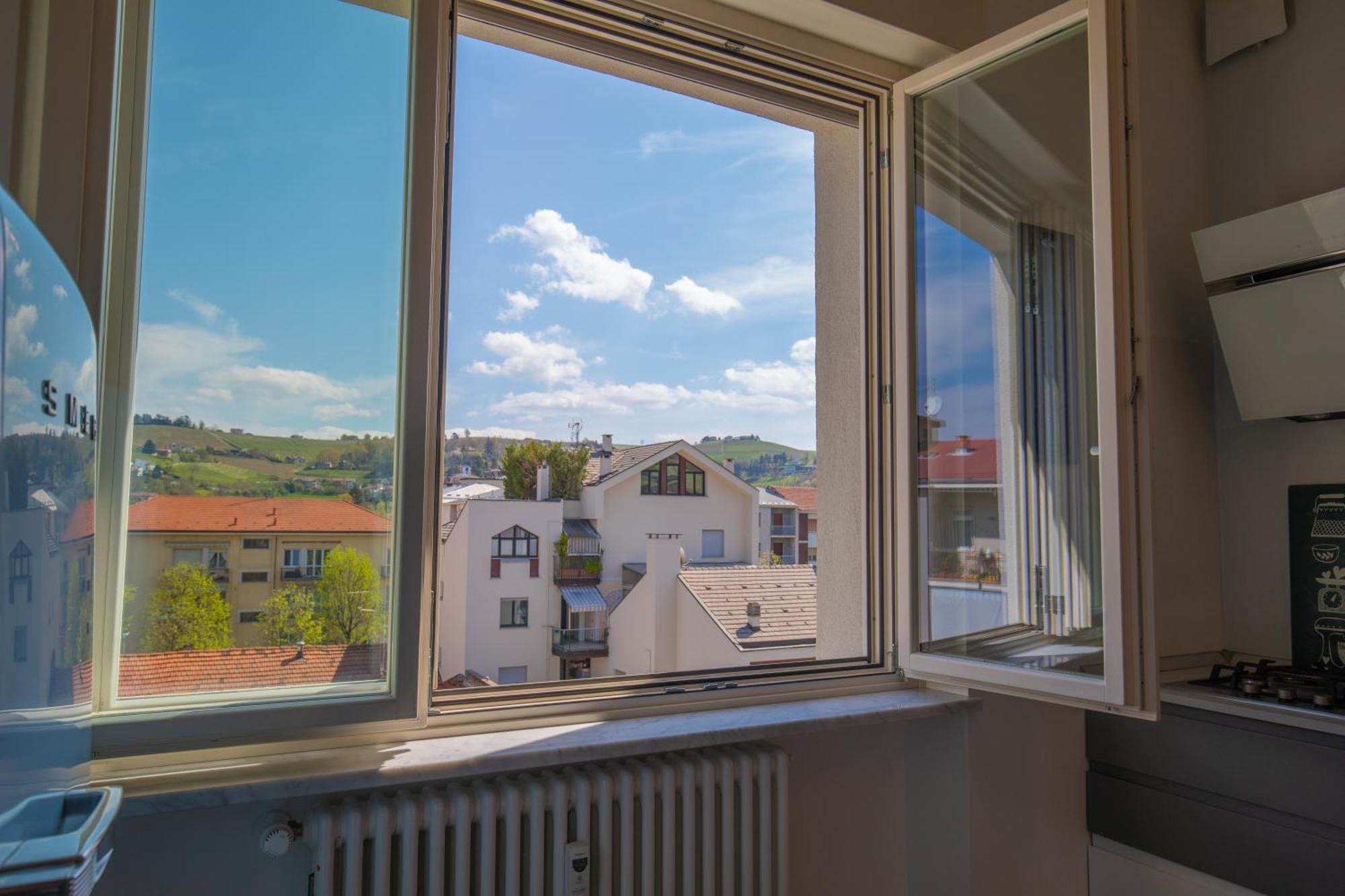 Vinhome Bilocale Con Garage Privato Alba Centro Екстер'єр фото