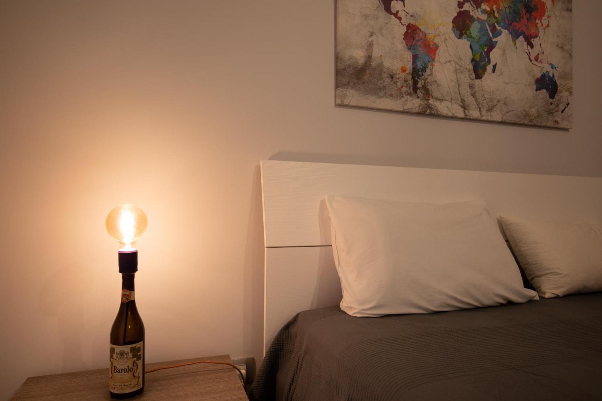 Vinhome Bilocale Con Garage Privato Alba Centro Екстер'єр фото