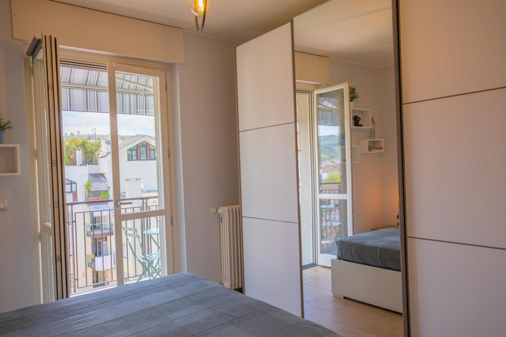 Vinhome Bilocale Con Garage Privato Alba Centro Екстер'єр фото