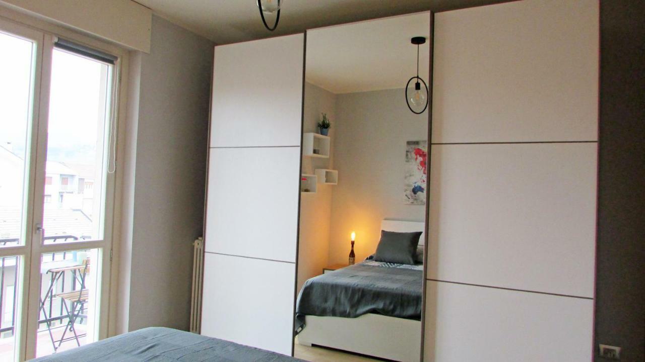 Vinhome Bilocale Con Garage Privato Alba Centro Екстер'єр фото